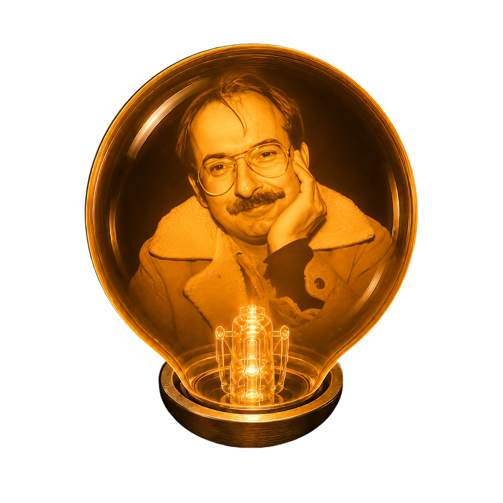 Dirk Dirksen, glowing in a dedicated bulb